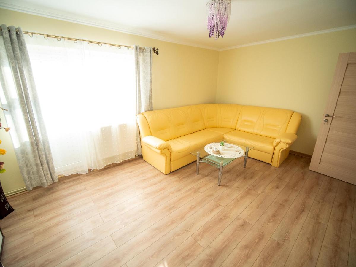 Otelu Rosu L&R Modern Apartment מראה חיצוני תמונה