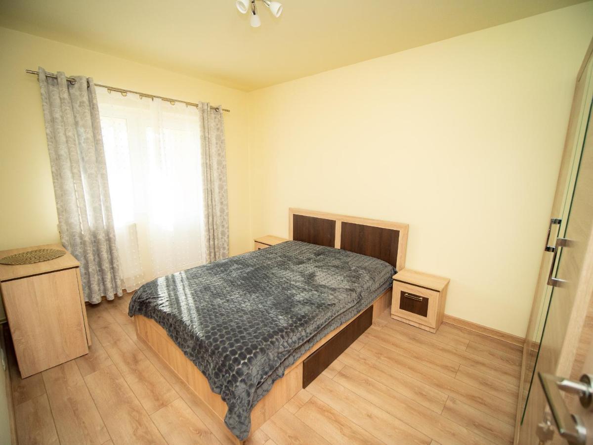 Otelu Rosu L&R Modern Apartment מראה חיצוני תמונה